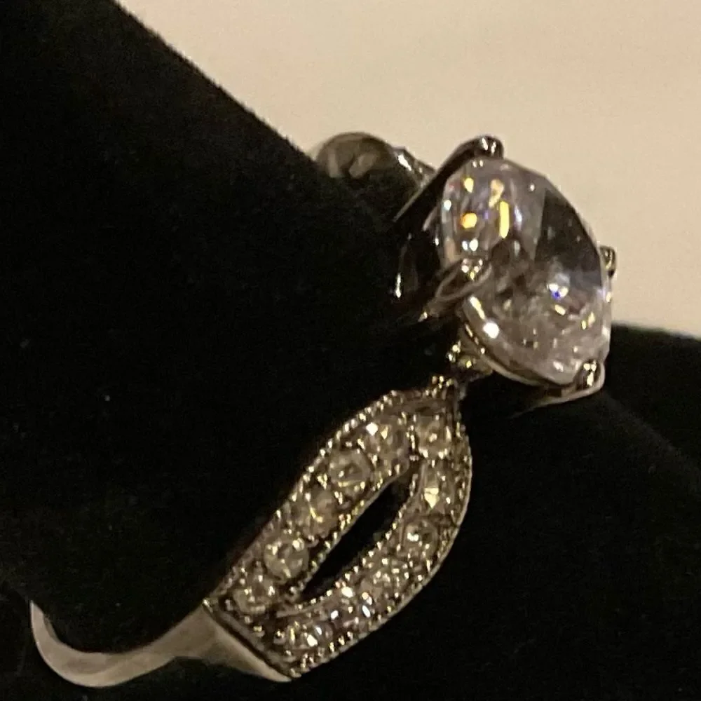 Gorgeous Gunmetal Ring